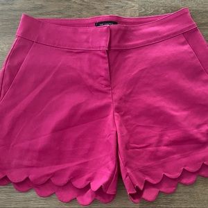 The limited scalloped shorts